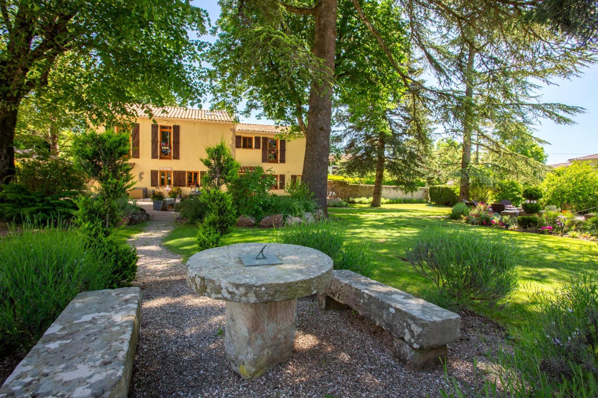 Gites Du Caylar - Chambres Et Appartments Le Caylar Zewnętrze zdjęcie