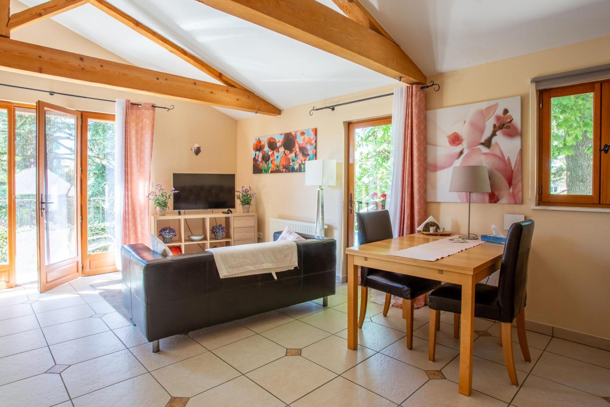 Gites Du Caylar - Chambres Et Appartments Le Caylar Zewnętrze zdjęcie