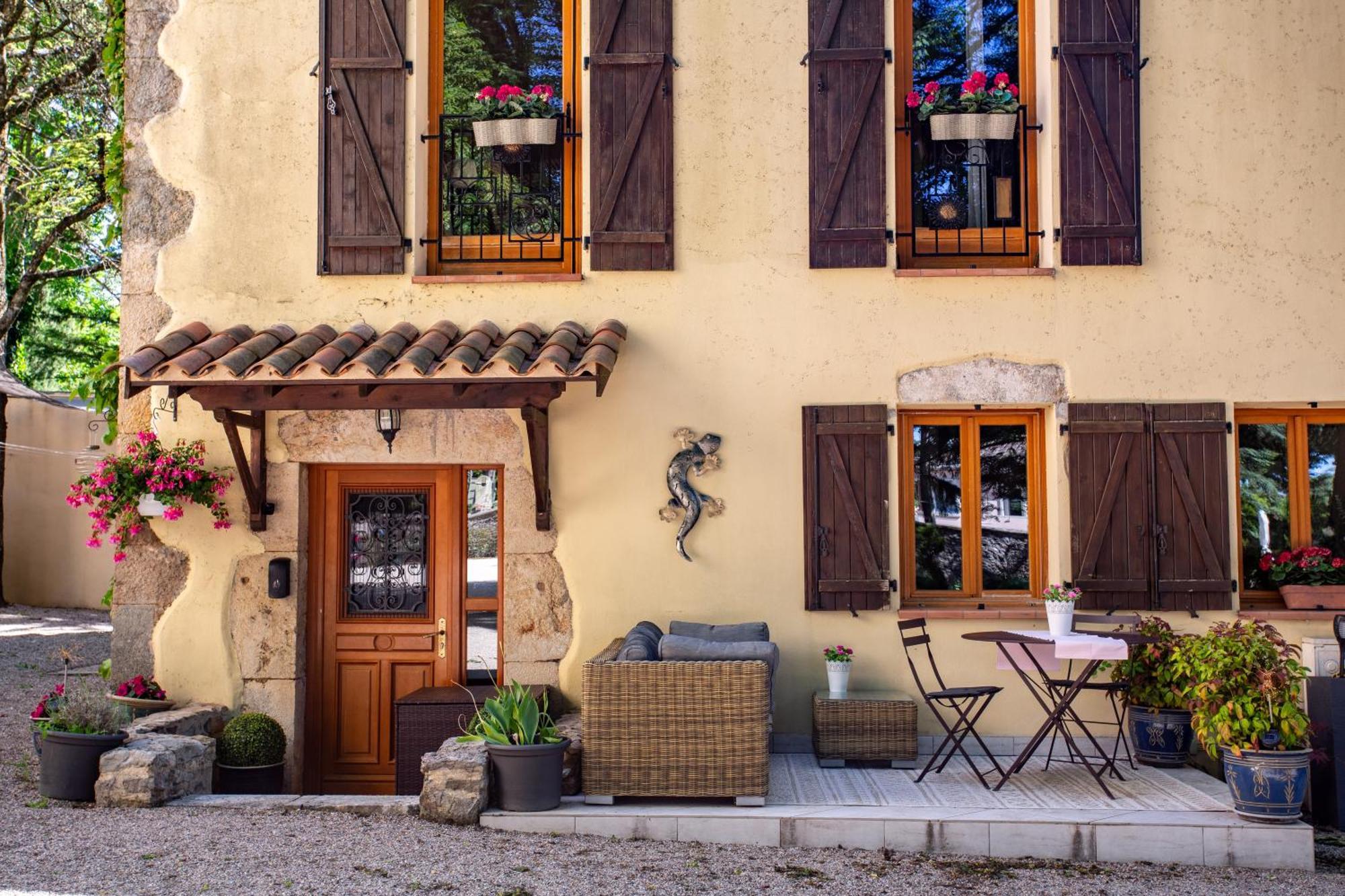 Gites Du Caylar - Chambres Et Appartments Le Caylar Zewnętrze zdjęcie