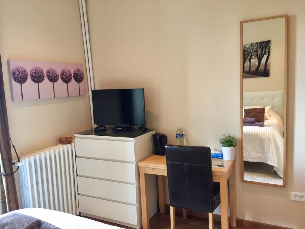 Gites Du Caylar - Chambres Et Appartments Le Caylar Zewnętrze zdjęcie